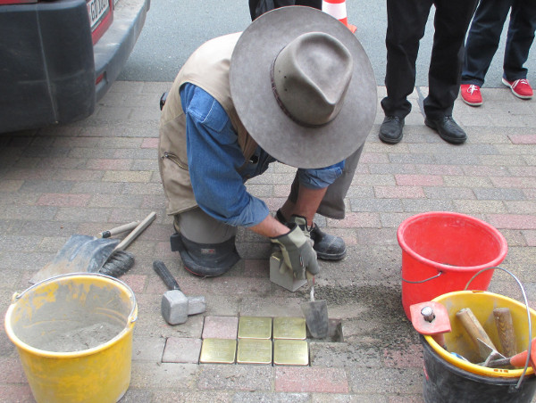 Verlegung der Stolpersteine